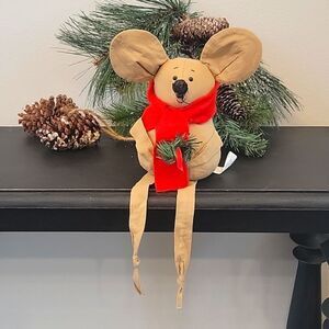 Overly Raker primitive plush Christmas mouse
